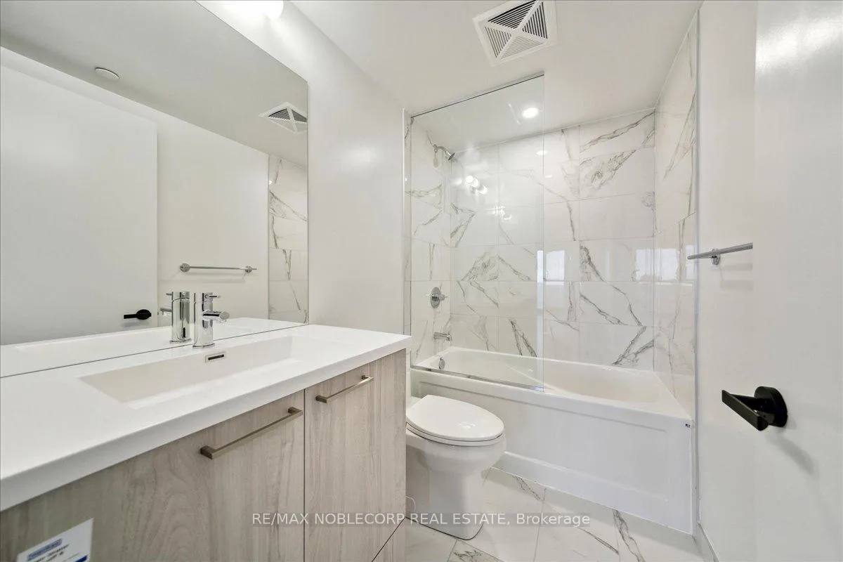 Photo 15 of Unit 3303, 195 Commerce Street, Vaughan, Vaughan Corporate Centre — HOMEH