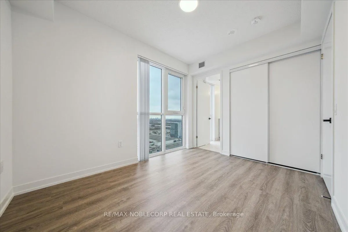 Photo 21 of Unit 3303, 195 Commerce Street, Vaughan, Vaughan Corporate Centre — HOMEH