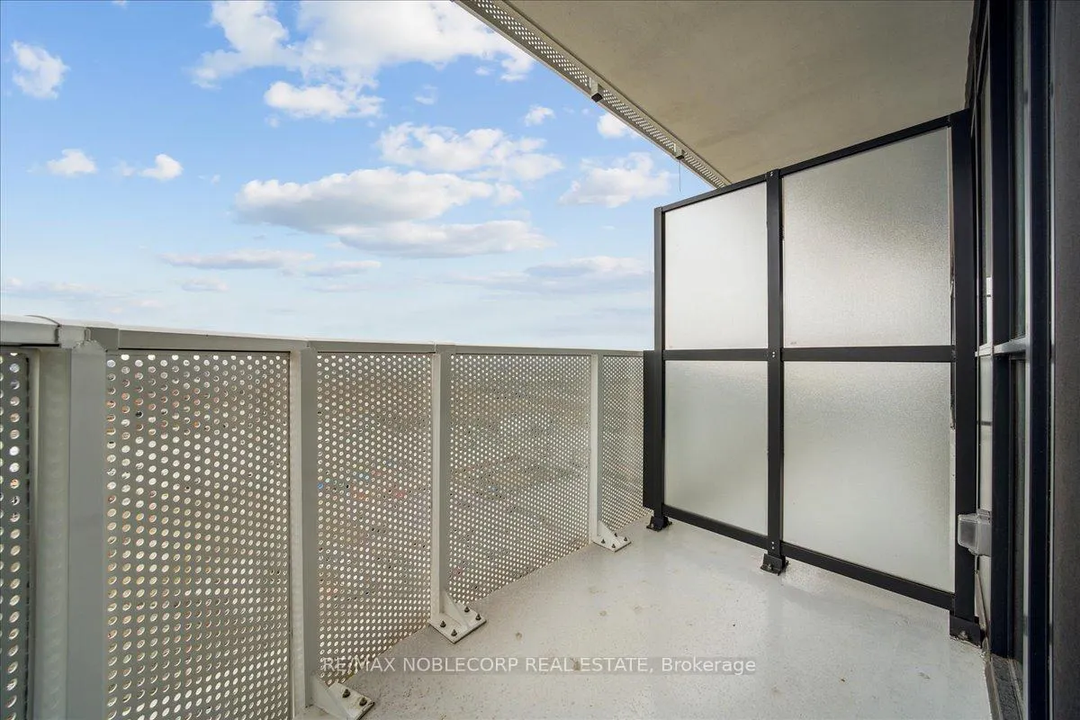Photo 23 of Unit 3303, 195 Commerce Street, Vaughan, Vaughan Corporate Centre — HOMEH
