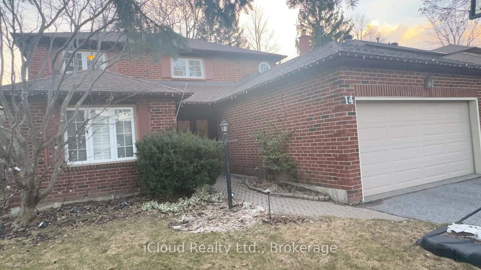 Photo 1 of 14 Mintleaf Gate, Markham, Markham Village — HOMEH