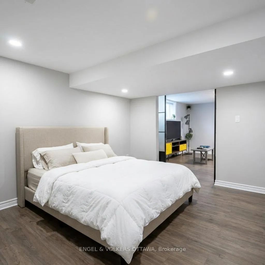 Photo 29 of 19 Allan Place, Ottawa, Stittsville (North) — HOMEH