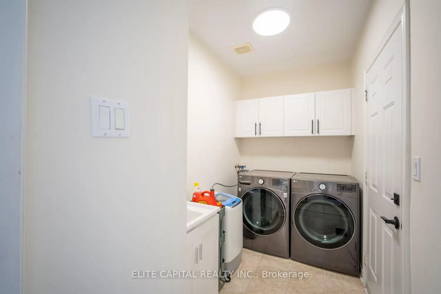 Photo 12 of 127 Goldenwood Crescent, Markham, Greensborough — HOMEH