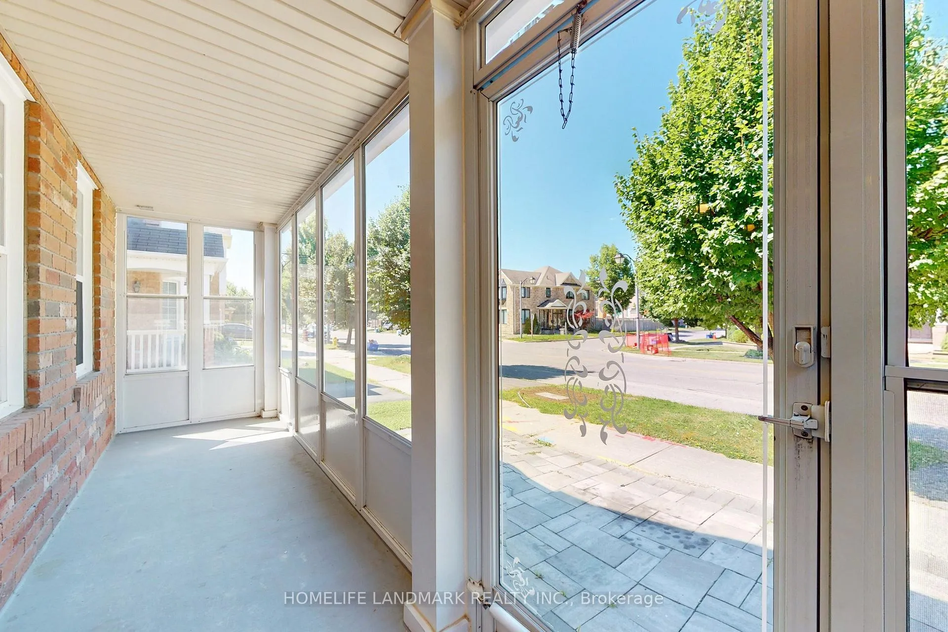 Photo 4 of Unit (Main & Second Floor), 37 Roy Rainey Avenue, Markham, Wismer — HOMEH