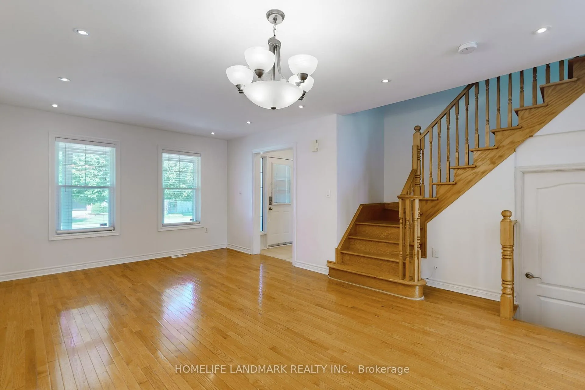 Photo 6 of Unit (Main & Second Floor), 37 Roy Rainey Avenue, Markham, Wismer — HOMEH