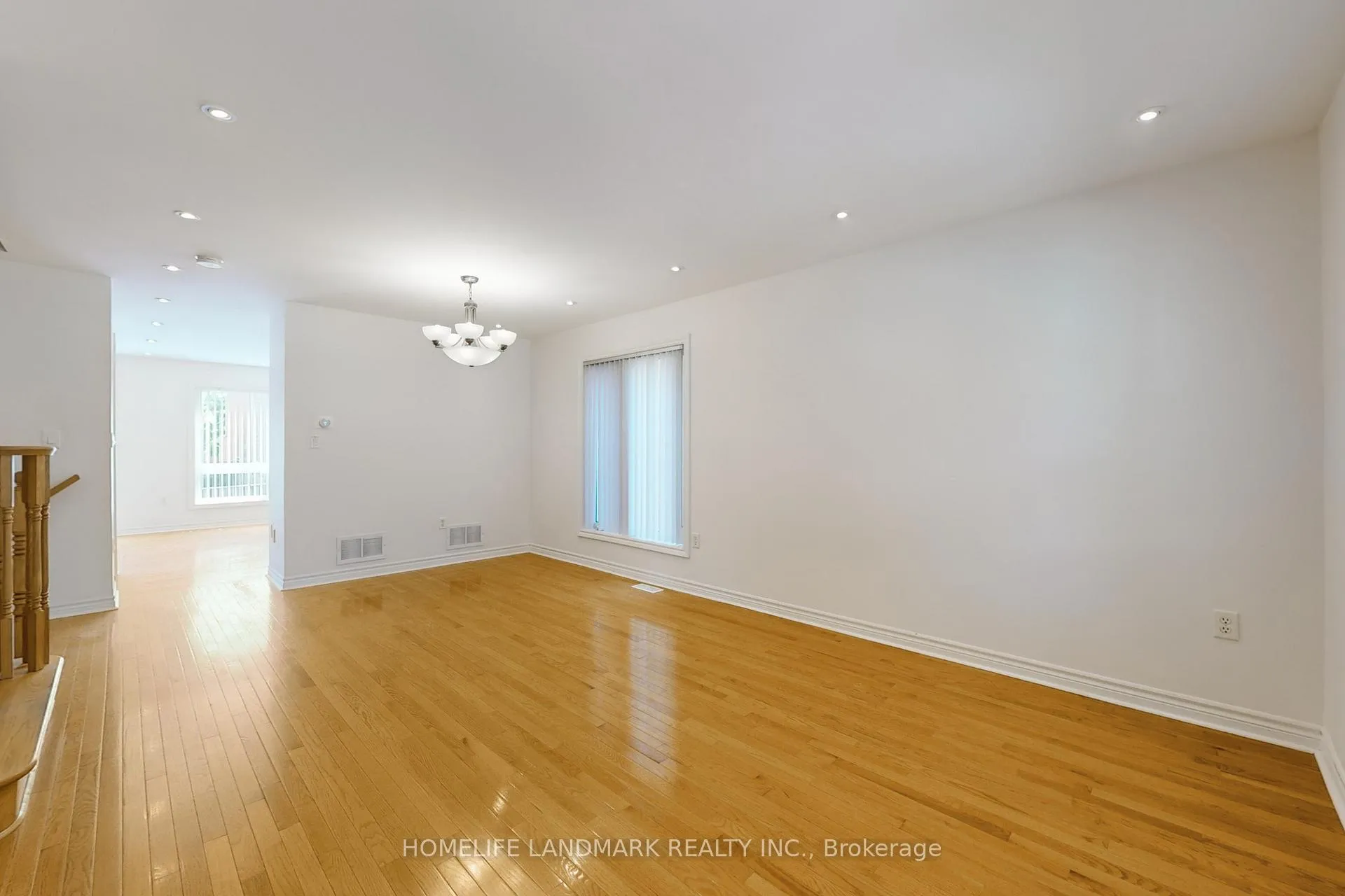Photo 8 of Unit (Main & Second Floor), 37 Roy Rainey Avenue, Markham, Wismer — HOMEH