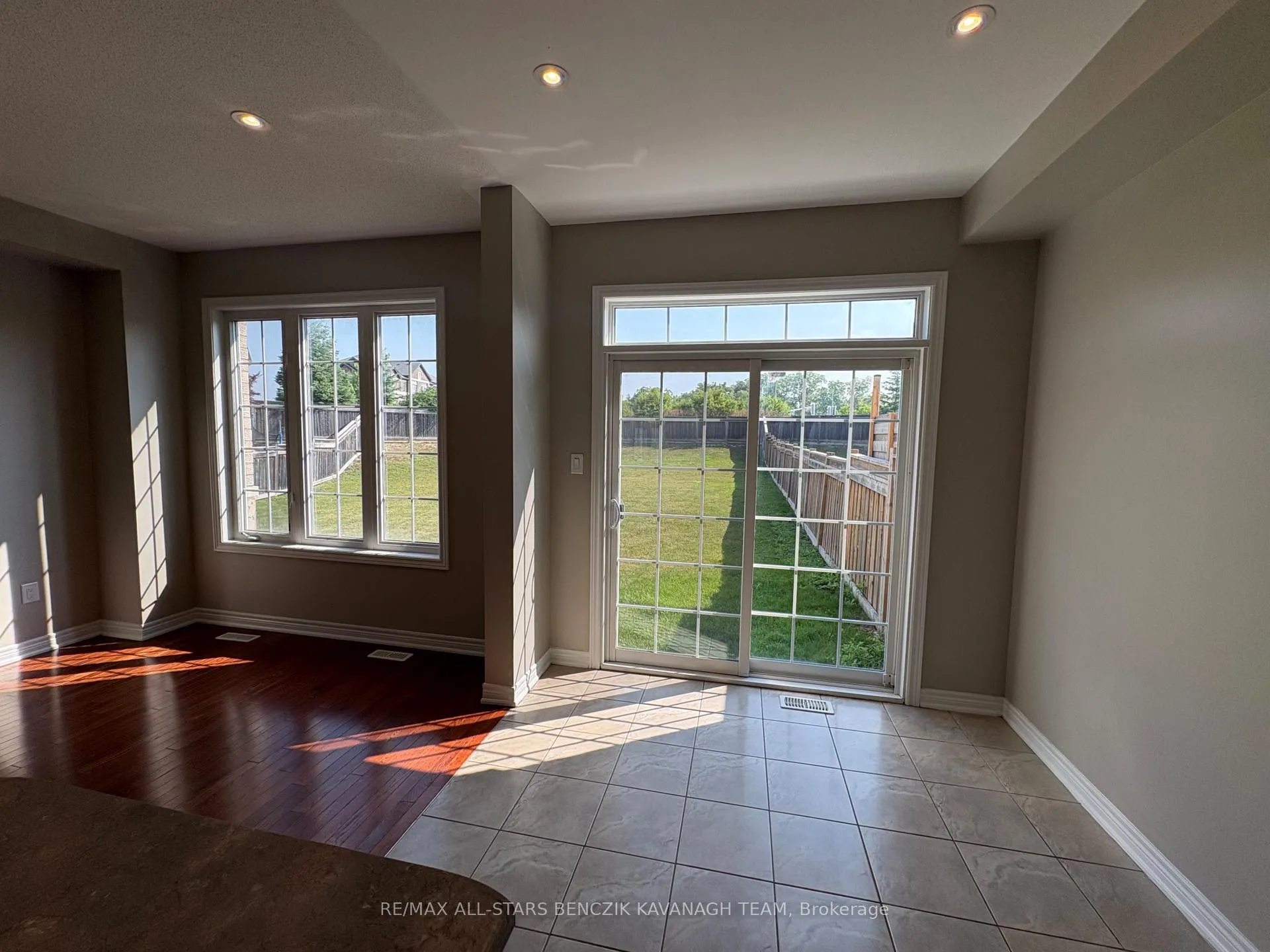 Photo 6 of 28 Haskett Drive, Markham, Cedar Grove — HOMEH