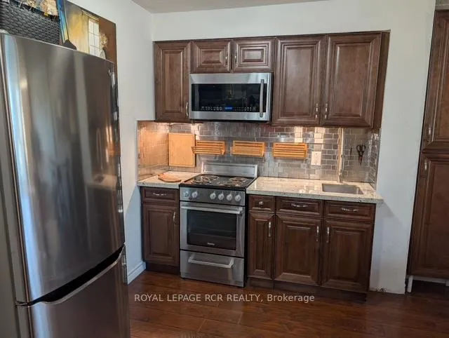 Photo 4 of Unit 701, 150 Dunlop Street E, Barrie, City Centre — HOMEH