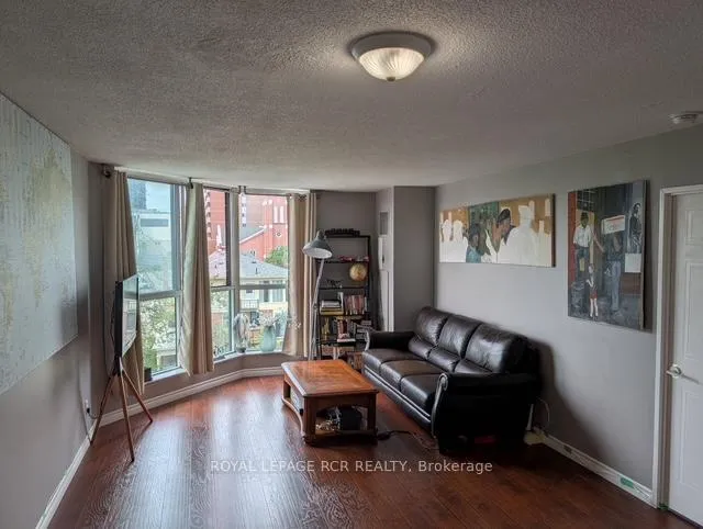 Photo 5 of Unit 701, 150 Dunlop Street E, Barrie, City Centre — HOMEH