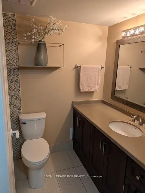 Photo 6 of Unit 701, 150 Dunlop Street E, Barrie, City Centre — HOMEH