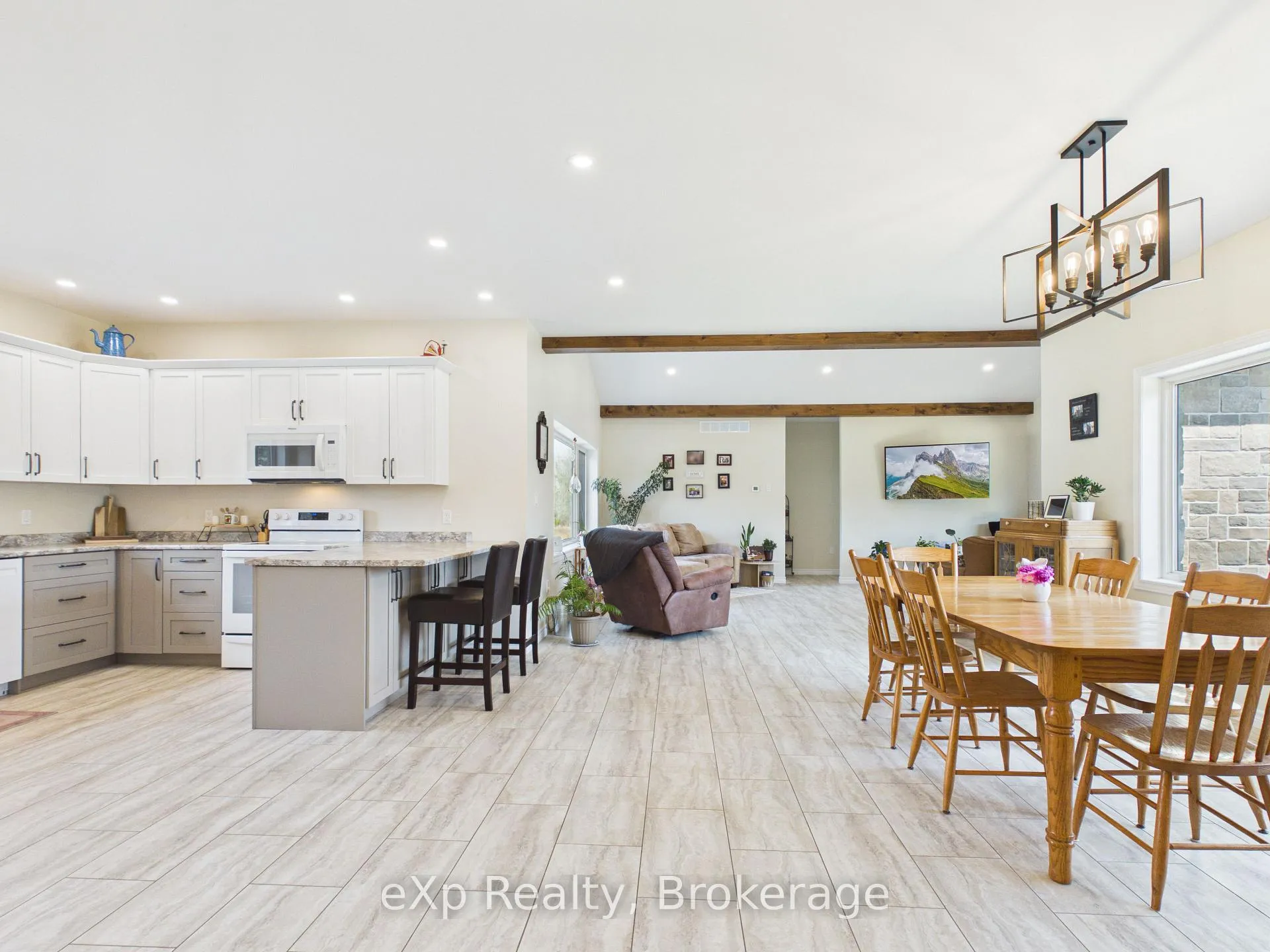 Photo 8 of 541354 14 Concession, West Grey — HOMEH