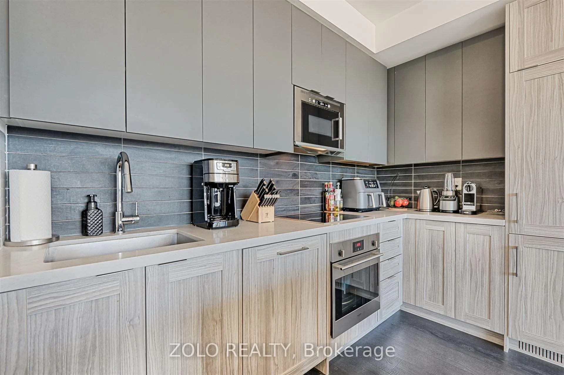 Photo 3 of Unit 3207, 2908 highway 7, Vaughan, Concord — HOMEH