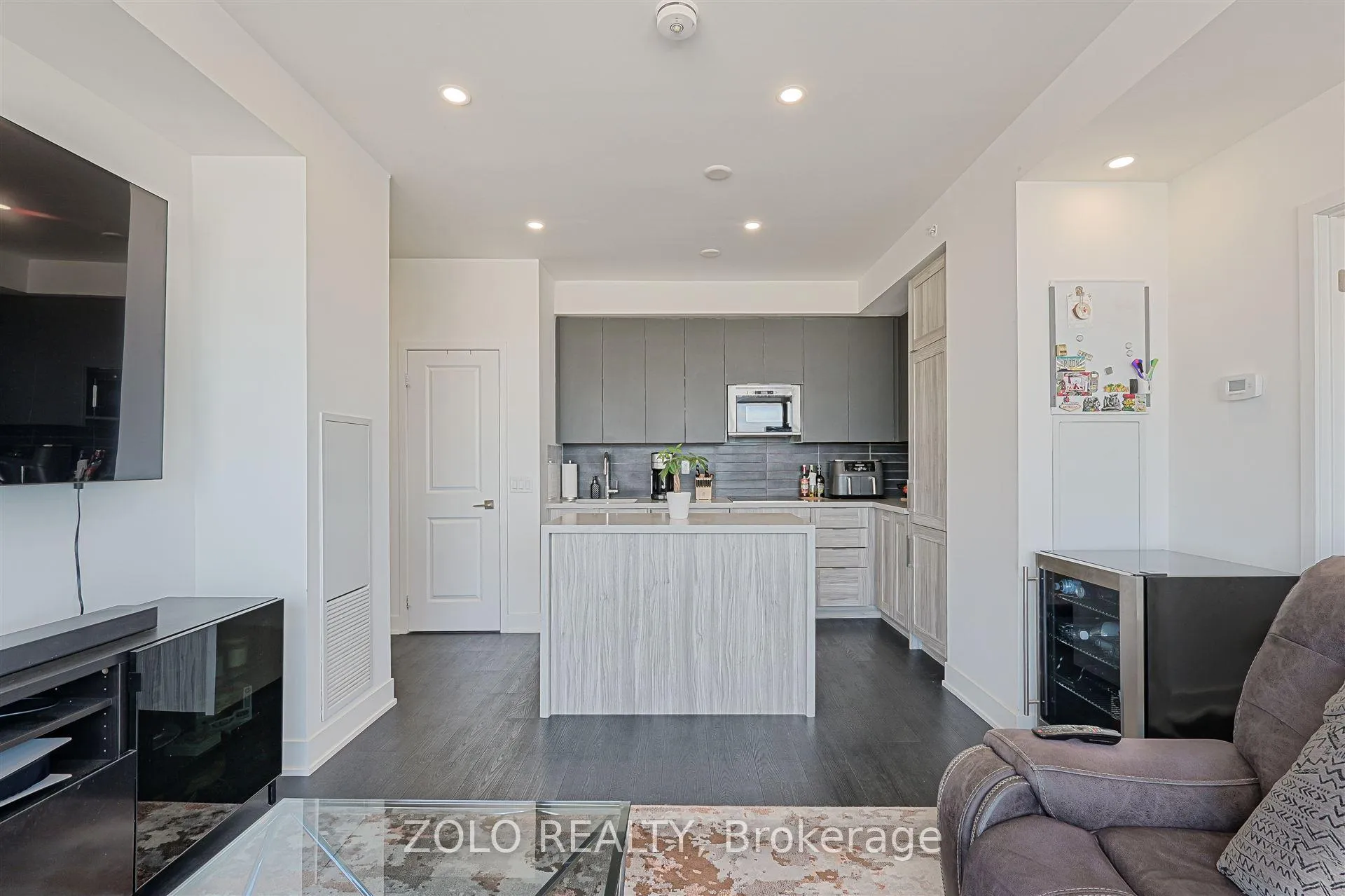 Photo 11 of Unit 3207, 2908 highway 7, Vaughan, Concord — HOMEH