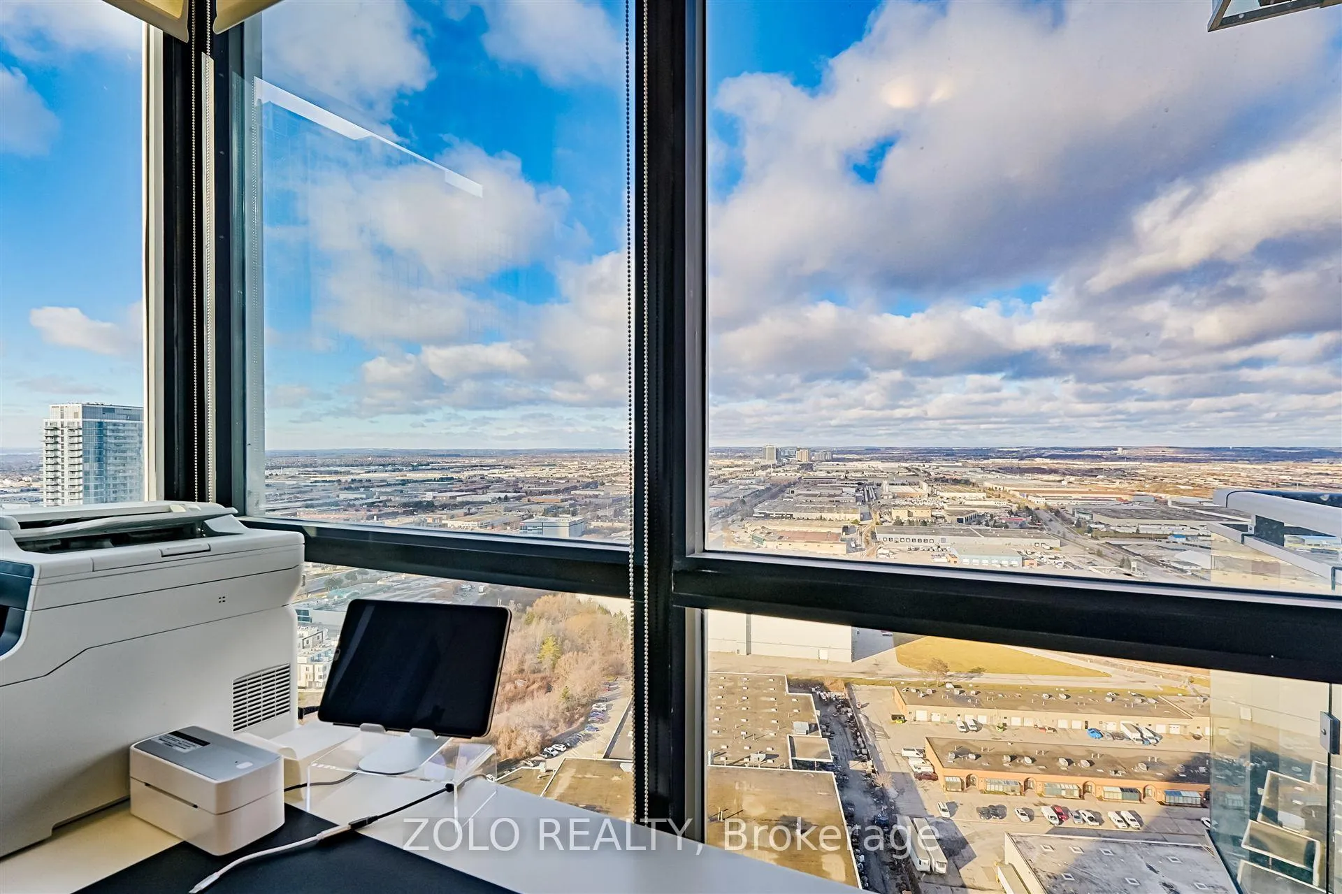 Photo 13 of Unit 3207, 2908 highway 7, Vaughan, Concord — HOMEH