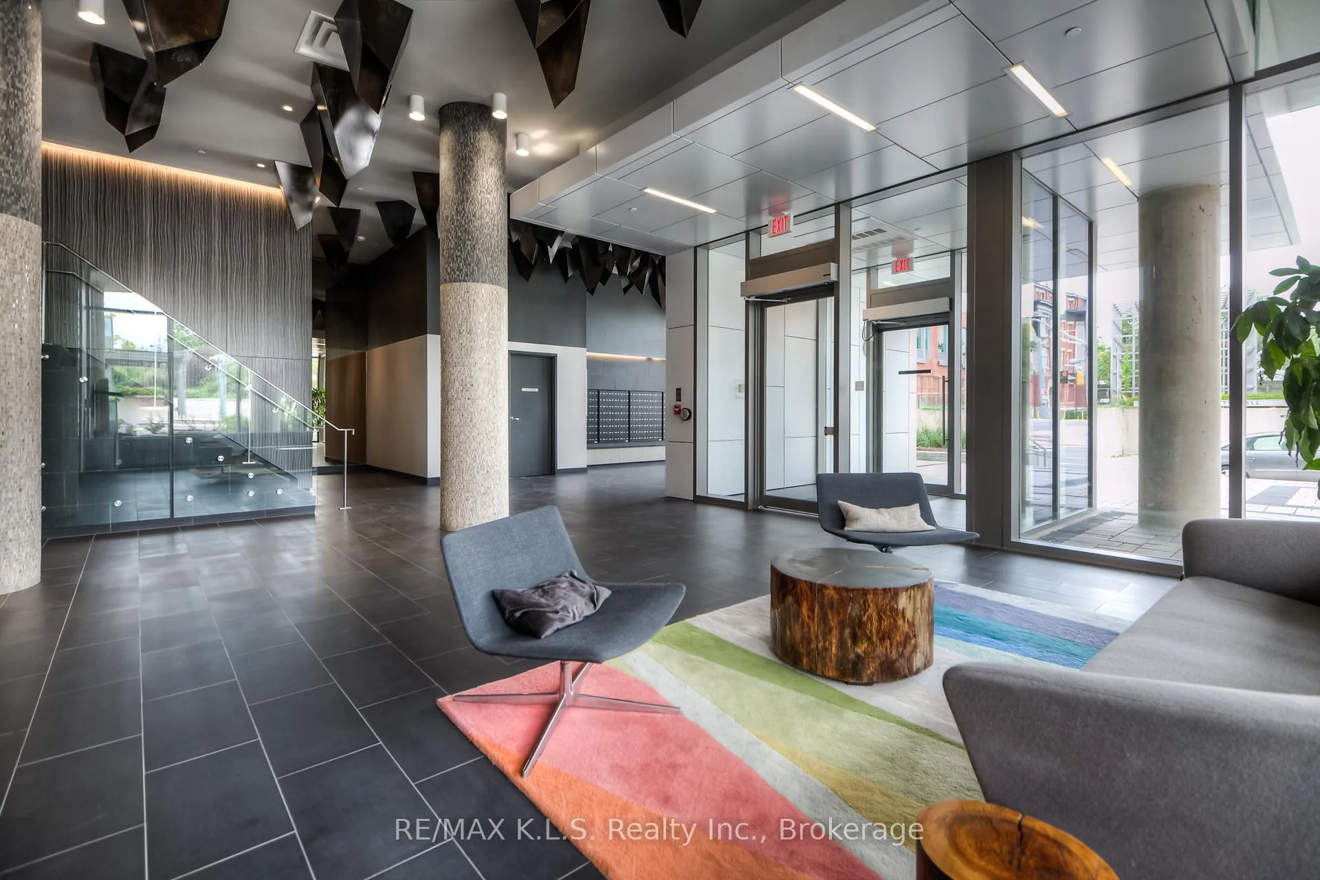 Photo 7 of Unit 1404, 85 Duke Street W, Kitchener, City Commercial Core — HOMEH