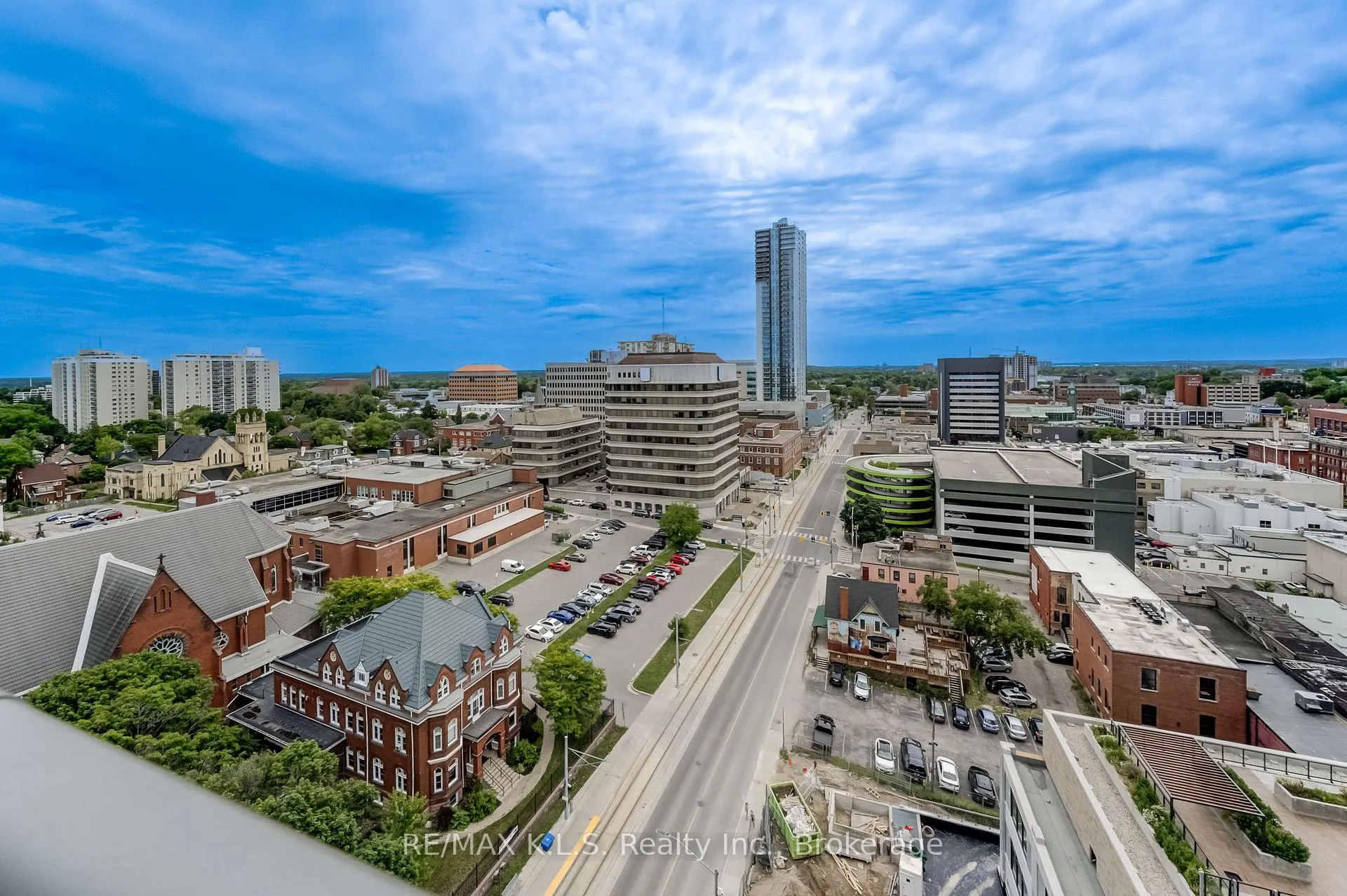 Photo 31 of Unit 1404, 85 Duke Street W, Kitchener, City Commercial Core — HOMEH