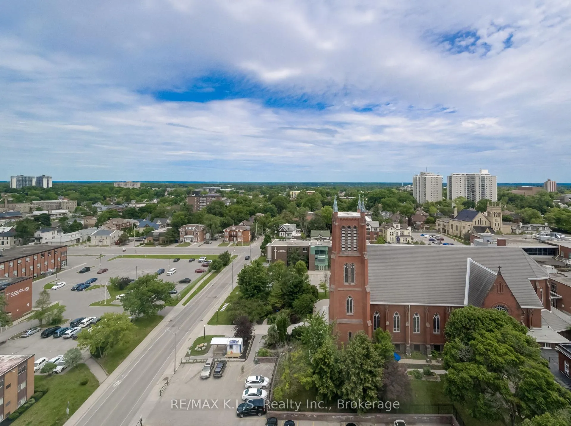 Photo 39 of Unit 1404, 85 Duke Street W, Kitchener, City Commercial Core — HOMEH