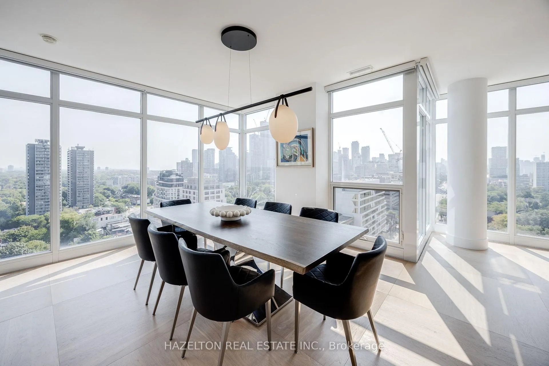 Photo 7 of Unit 1609, 170 Avenue Road, Toronto, The Annex — HOMEH