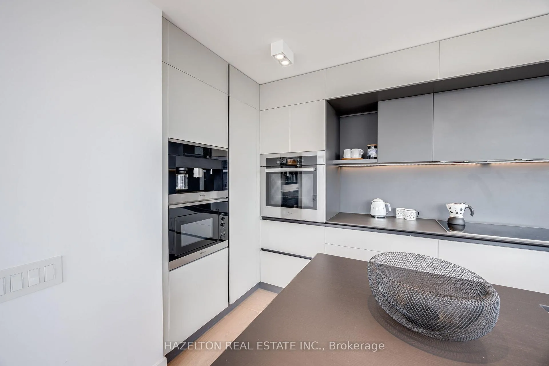 Photo 15 of Unit 1609, 170 Avenue Road, Toronto, The Annex — HOMEH