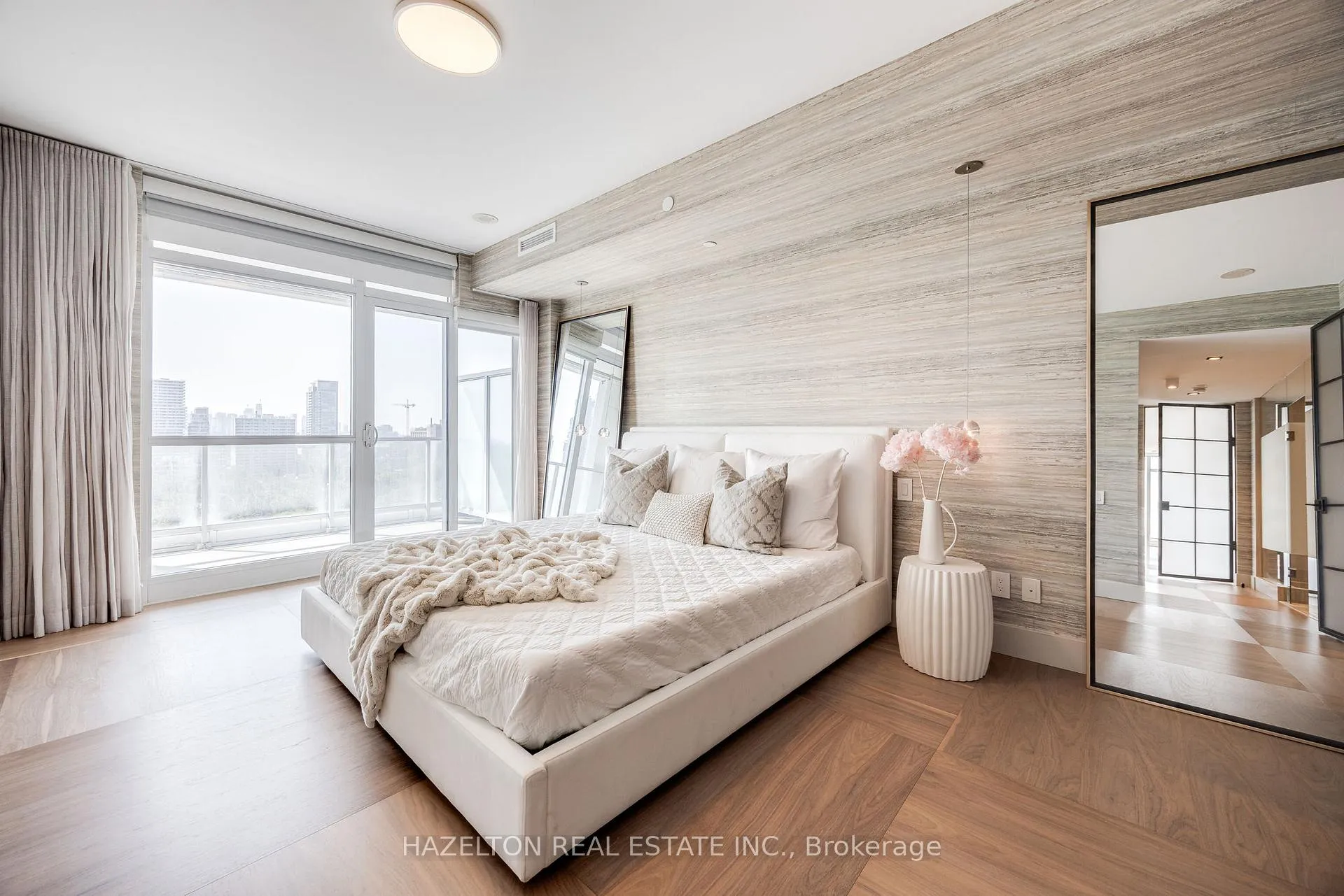 Photo 17 of Unit 1609, 170 Avenue Road, Toronto, The Annex — HOMEH