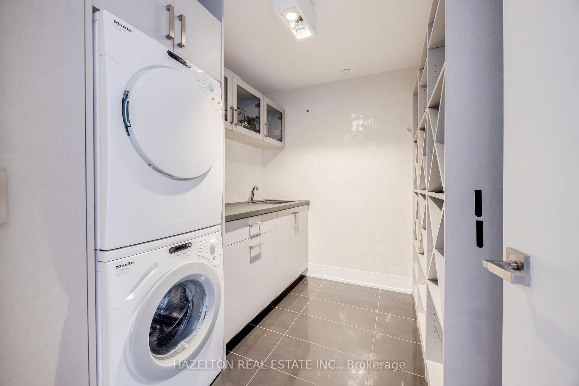 Photo 34 of Unit 1609, 170 Avenue Road, Toronto, The Annex — HOMEH