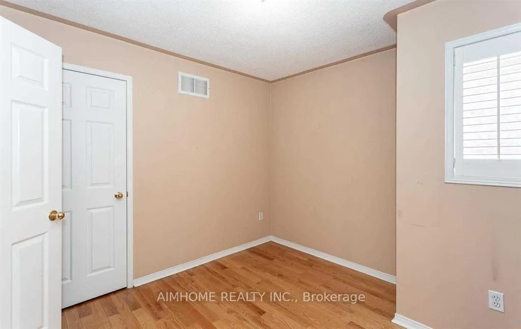 Photo 15 of 34 Raymond Bartlett Avenue, Markham, Village Green-South Unionville — HOMEH