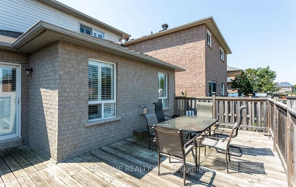 Photo 27 of 34 Raymond Bartlett Avenue, Markham, Village Green-South Unionville — HOMEH