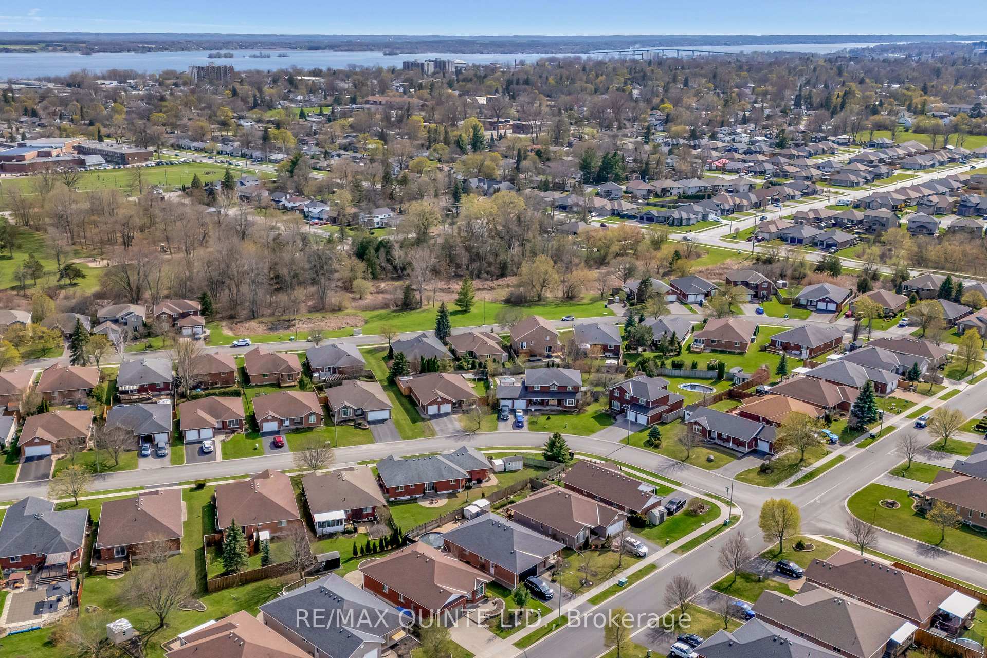 Photo 1 of 20 Oak Ridge Boulevard, Belleville, Belleville Ward — HOMEH