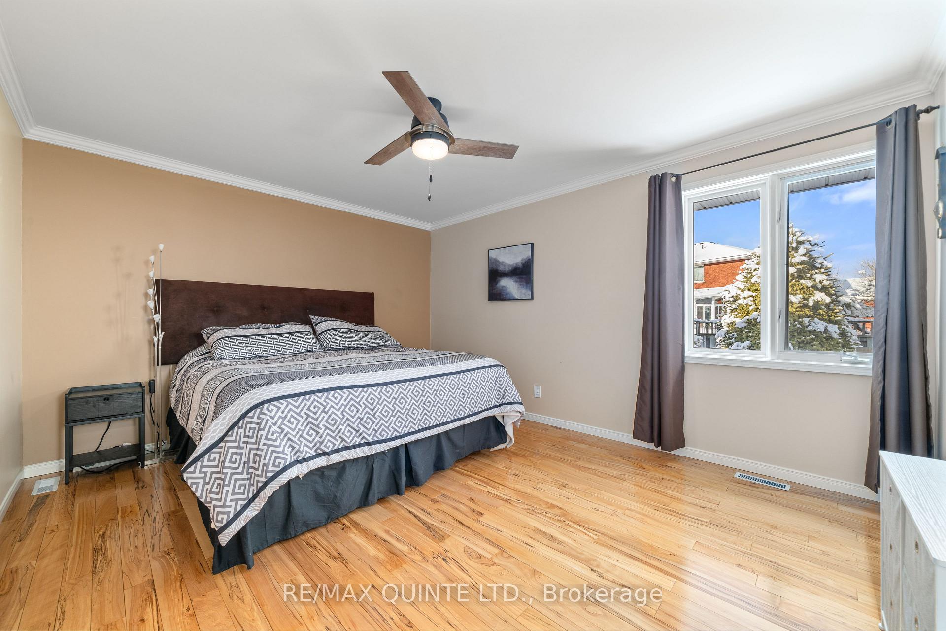 Photo 19 of 20 Oak Ridge Boulevard, Belleville, Belleville Ward — HOMEH