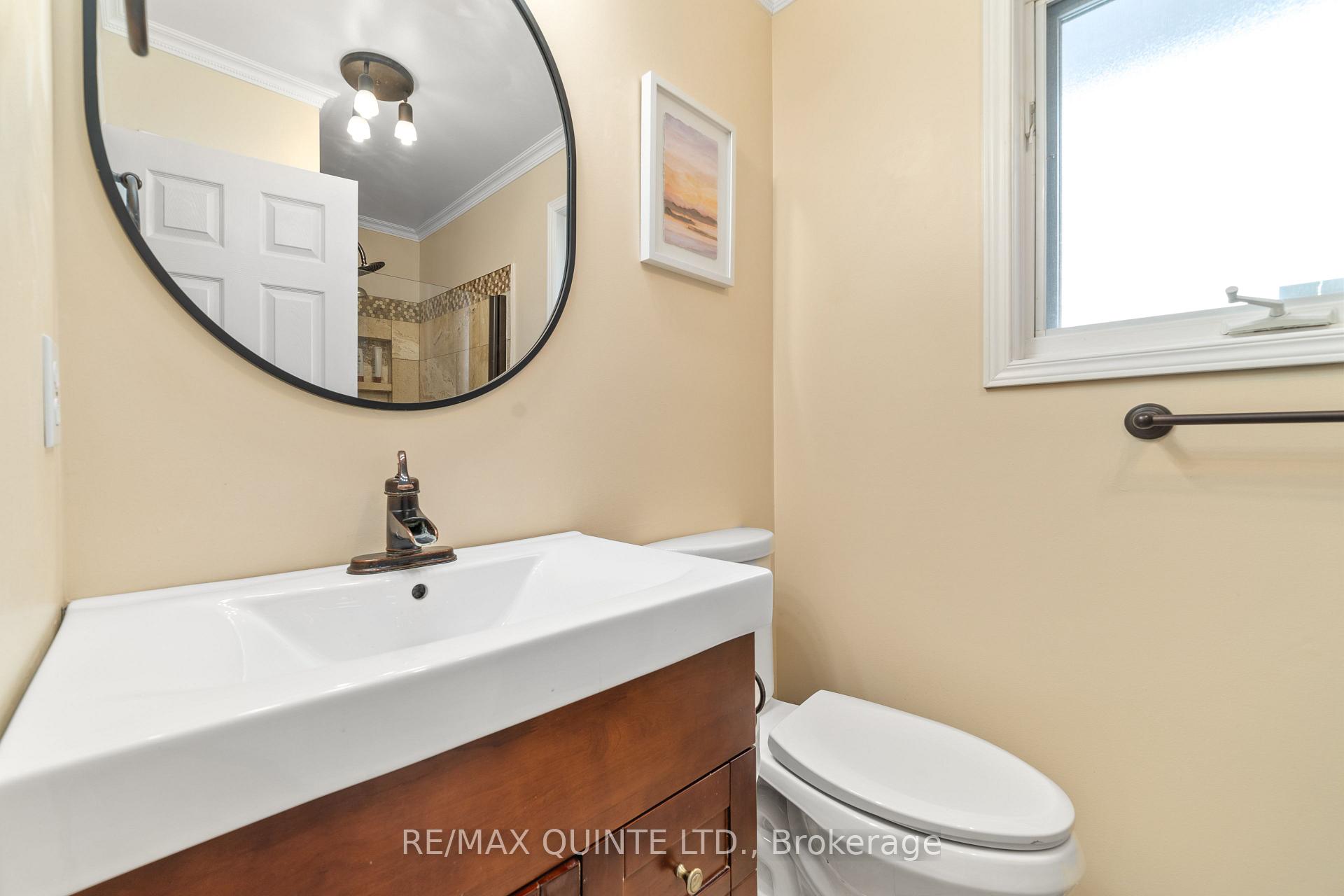Photo 21 of 20 Oak Ridge Boulevard, Belleville, Belleville Ward — HOMEH
