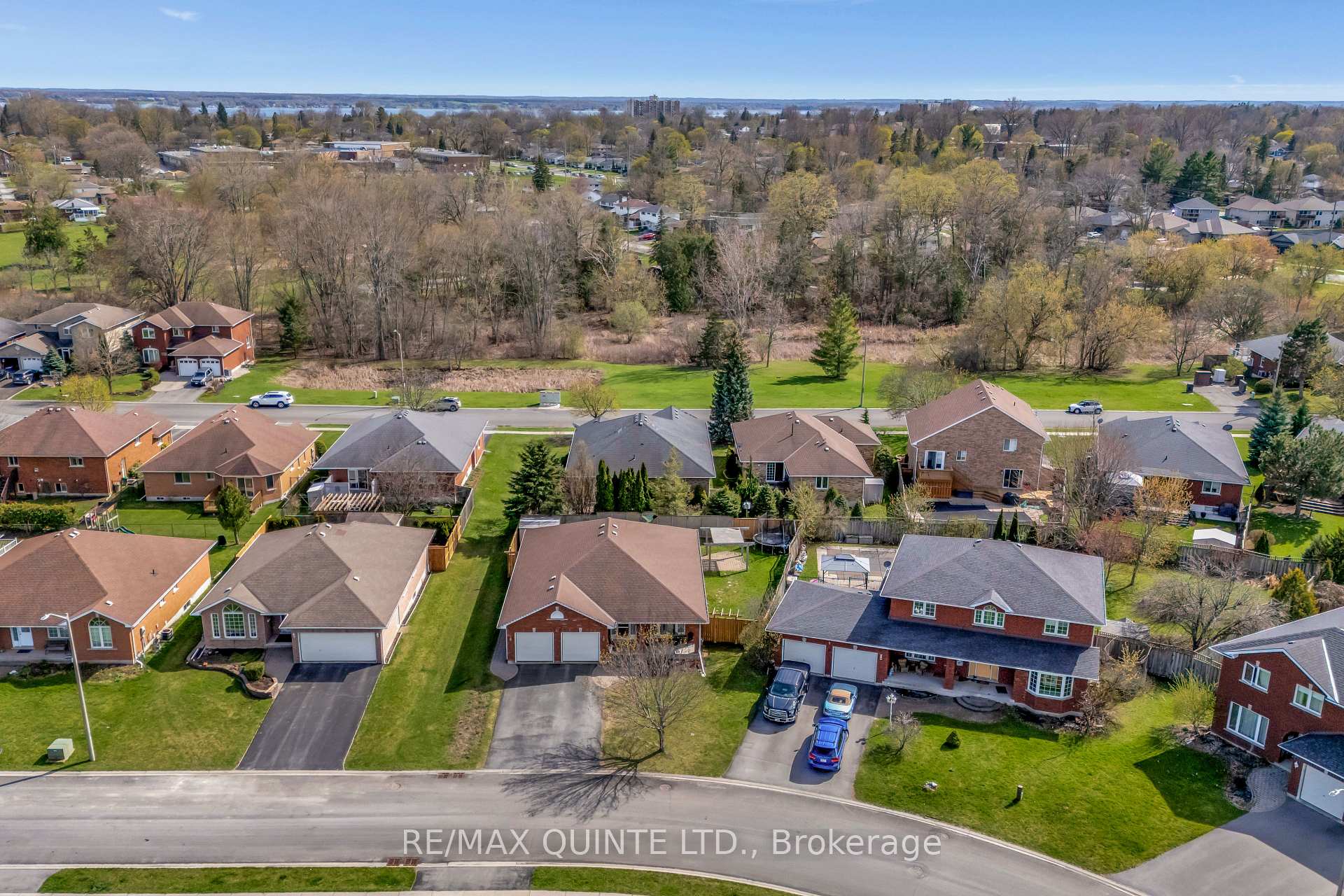 Photo 42 of 20 Oak Ridge Boulevard, Belleville, Belleville Ward — HOMEH