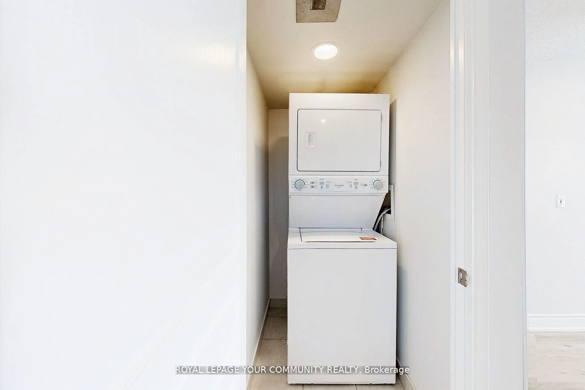 Photo 15 of Unit 801, 7 North Park Road, Vaughan, Beverley Glen — HOMEH