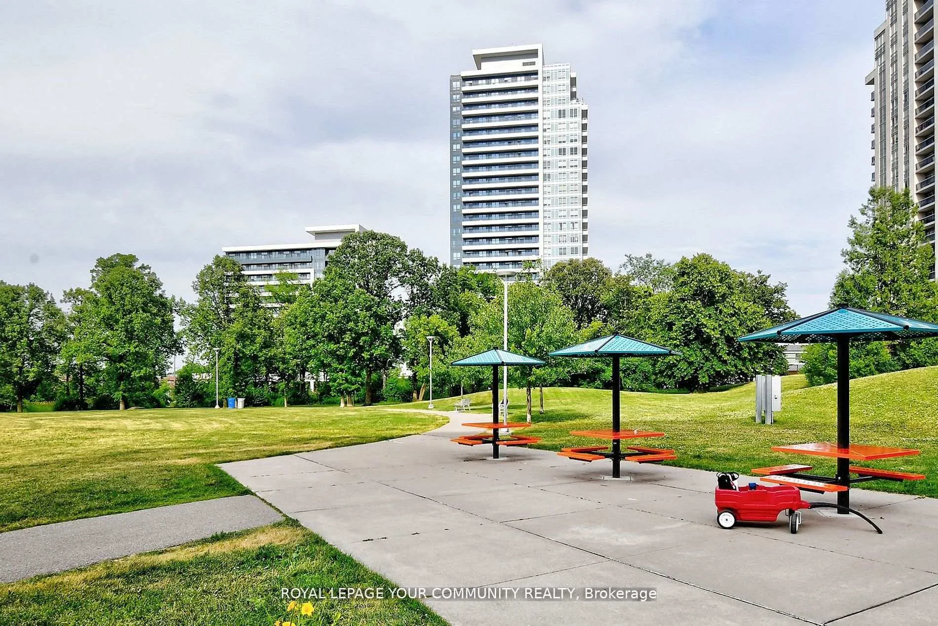 Photo 25 of Unit 801, 7 North Park Road, Vaughan, Beverley Glen — HOMEH