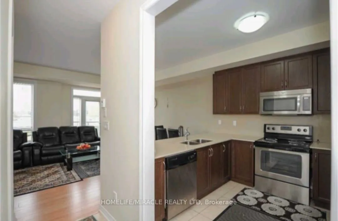 Photo 2 of Unit 8, 9601 Jane Street, Vaughan, Maple — HOMEH