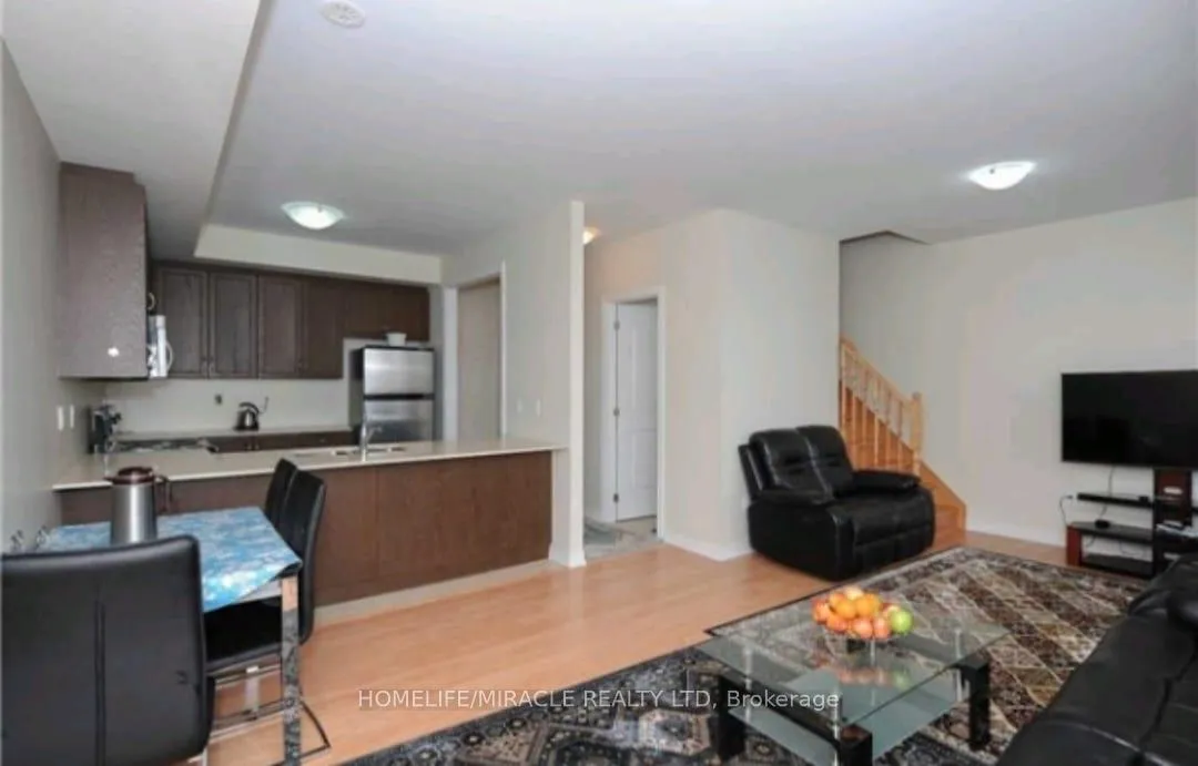 Photo 6 of Unit 8, 9601 Jane Street, Vaughan, Maple — HOMEH