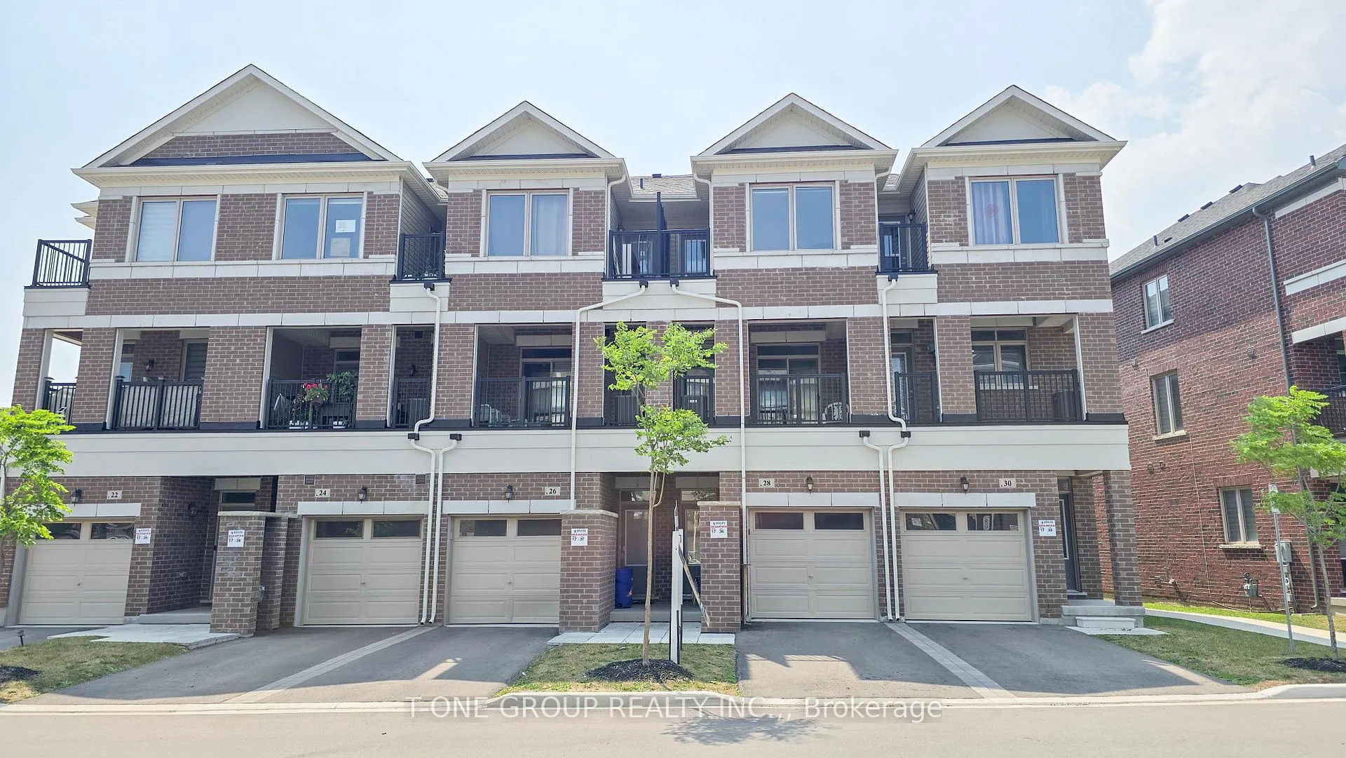Photo 1 of 28 Stoeber Lane, Markham, Box Grove — HOMEH
