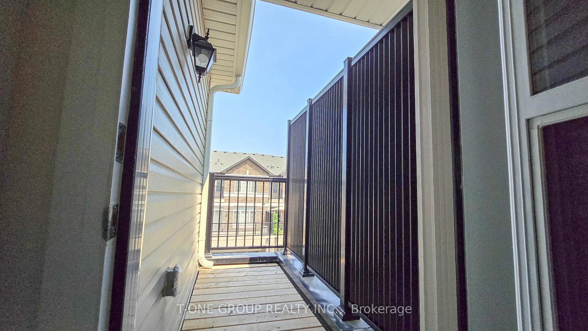 Photo 22 of 28 Stoeber Lane, Markham, Box Grove — HOMEH