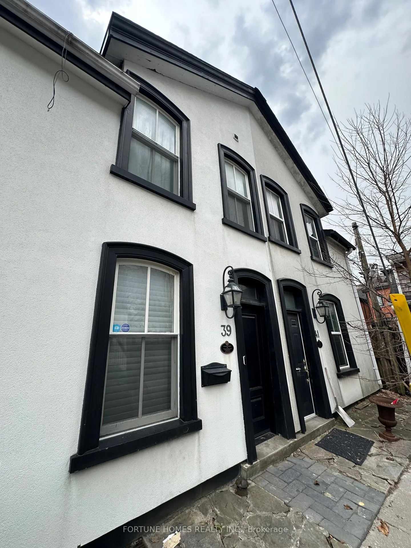 Photo 1 of 39 Bishop Street, Toronto, The Annex — HOMEH