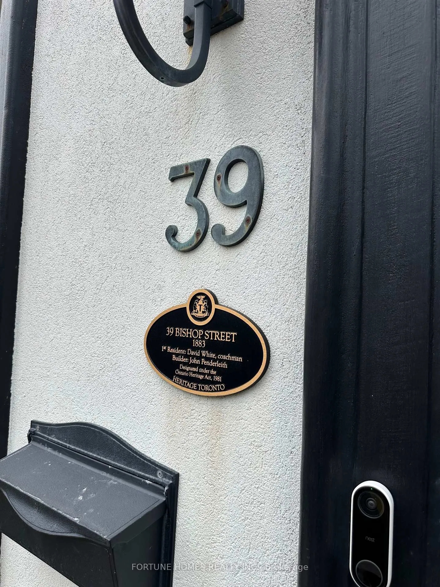 Photo 2 of 39 Bishop Street, Toronto, The Annex — HOMEH
