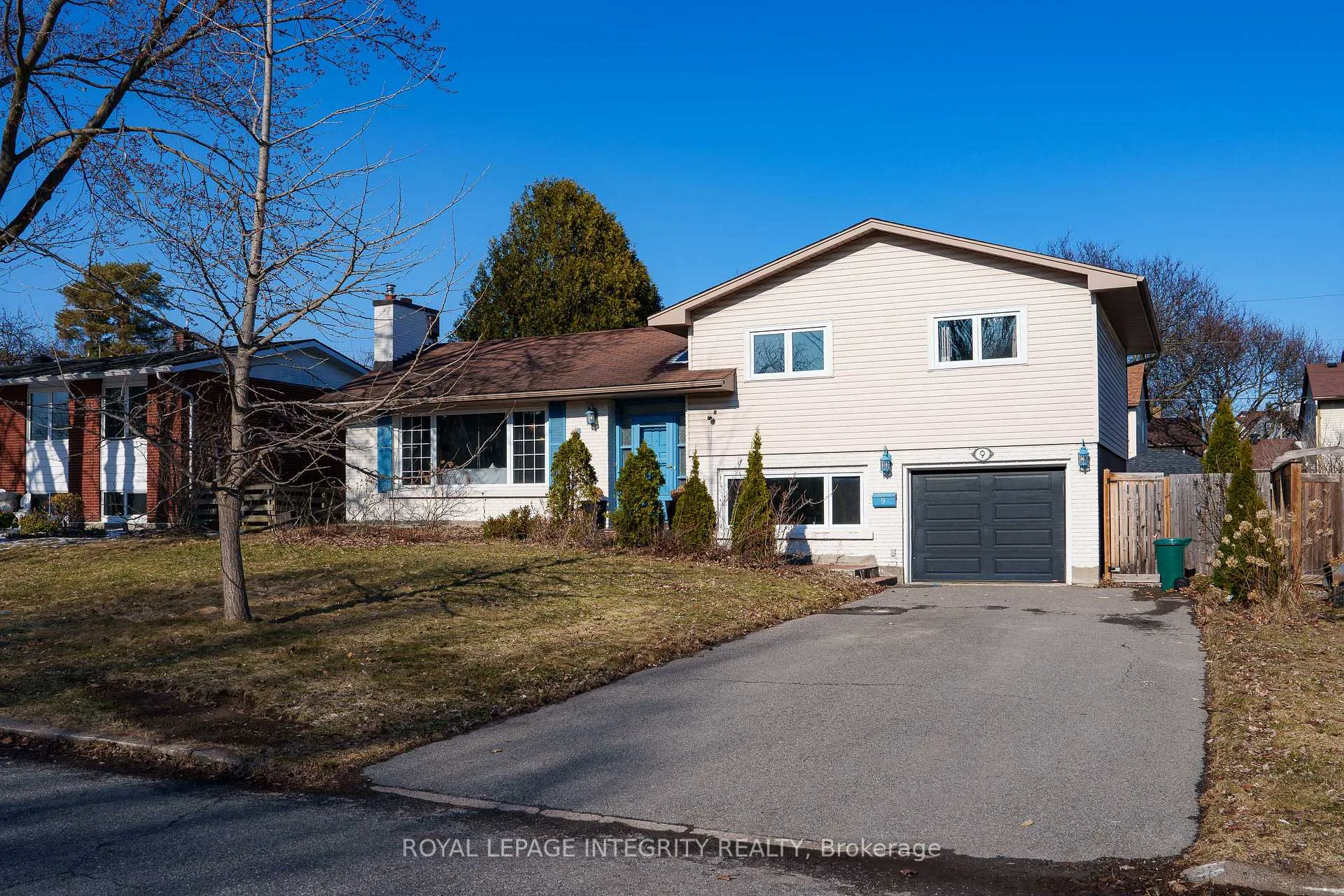 Photo 1 of 9 Bellfield Street, Ottawa, Bayshore — HOMEH
