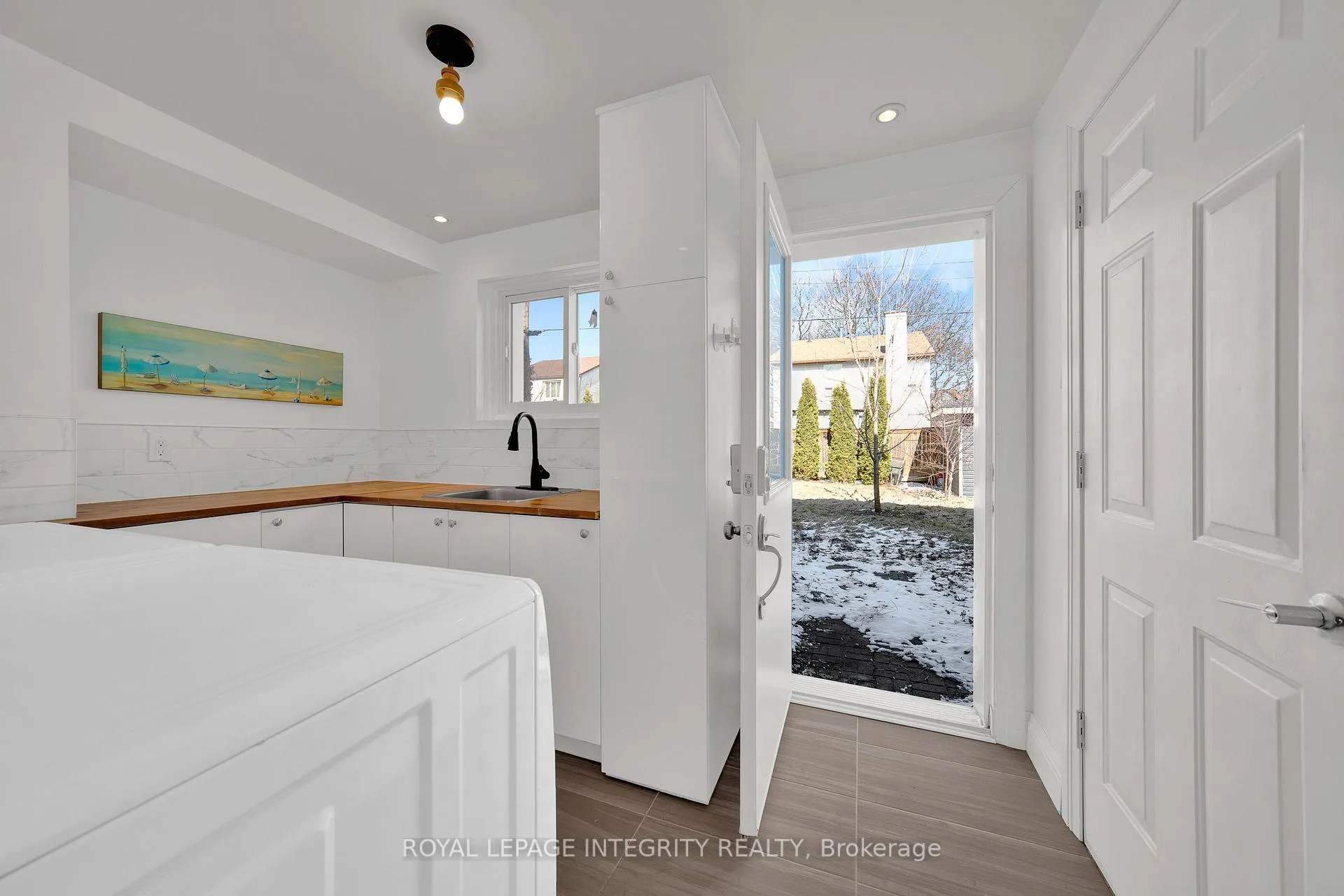 Photo 32 of 9 Bellfield Street, Ottawa, Bayshore — HOMEH