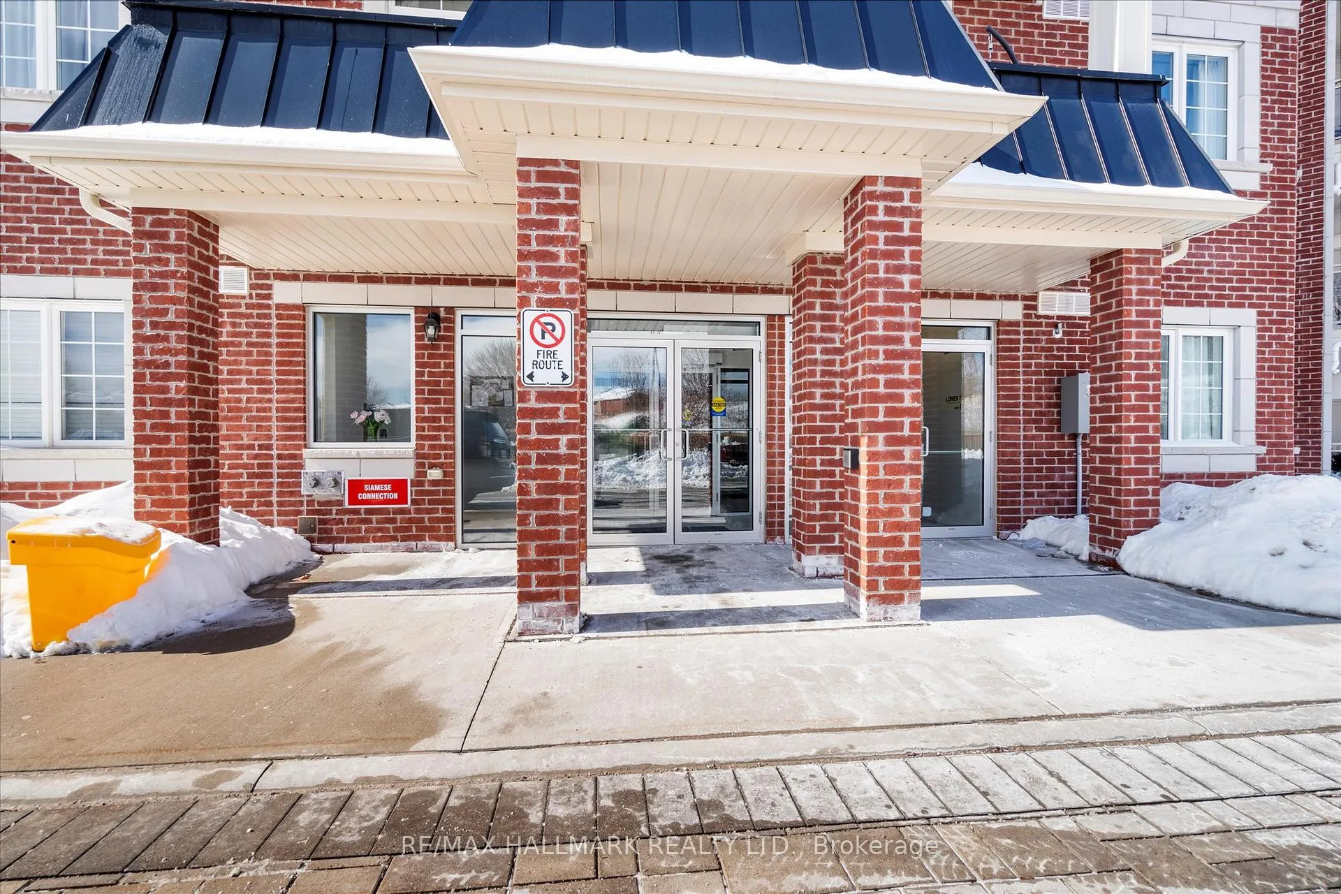Photo 4 of Unit 227, 80 Aspen Springs Drive, Clarington, Bowmanville — HOMEH