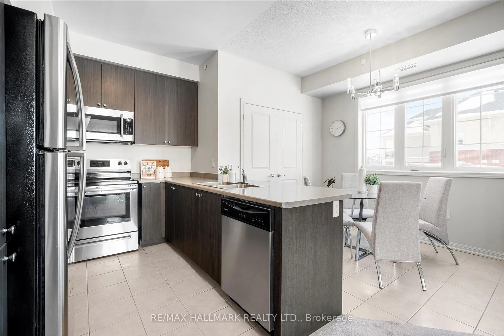 Photo 13 of Unit 227, 80 Aspen Springs Drive, Clarington, Bowmanville — HOMEH