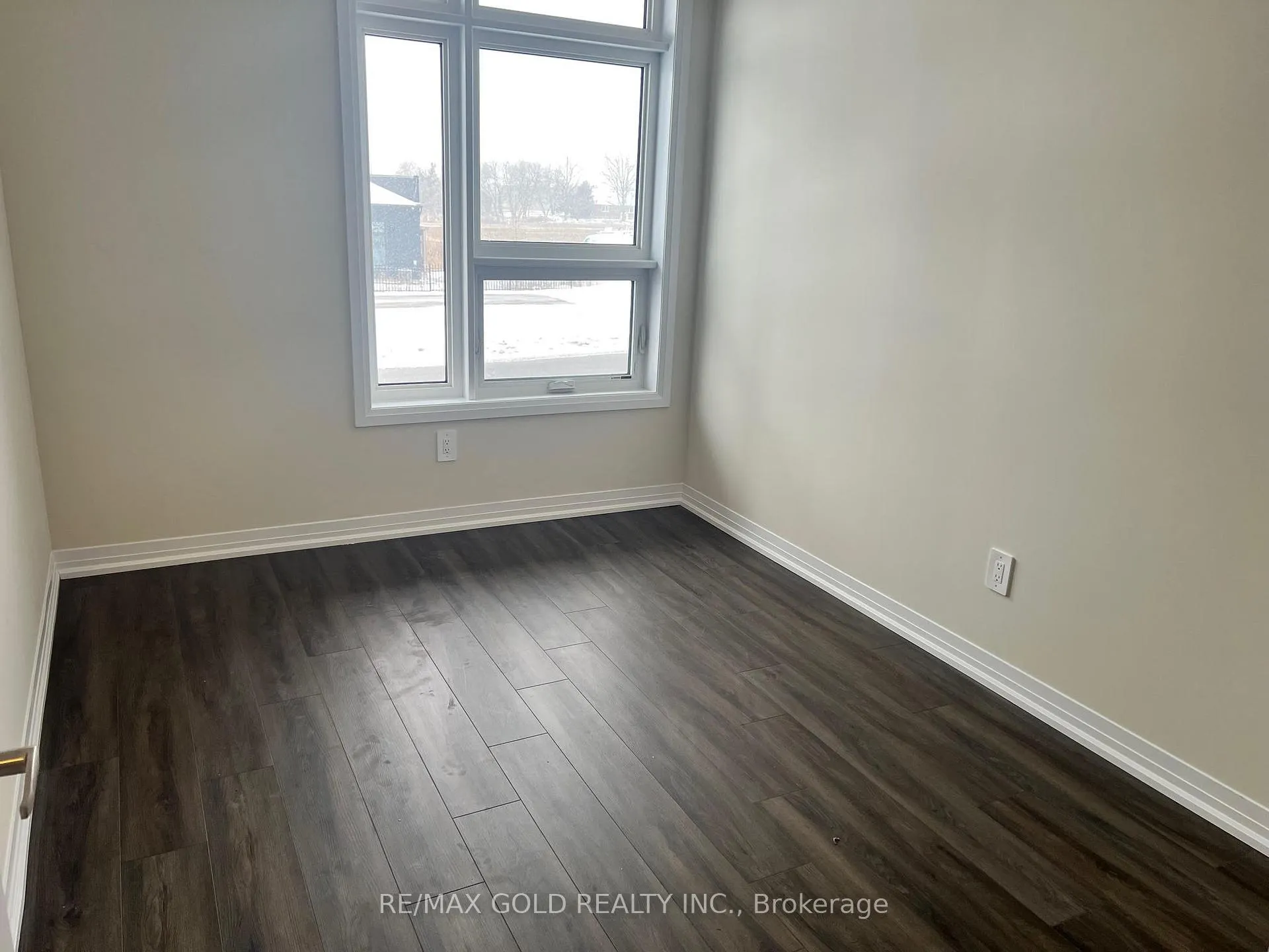 Photo 6 of Unit 107, 1589 Rose Way, Milton, Cobban — HOMEH