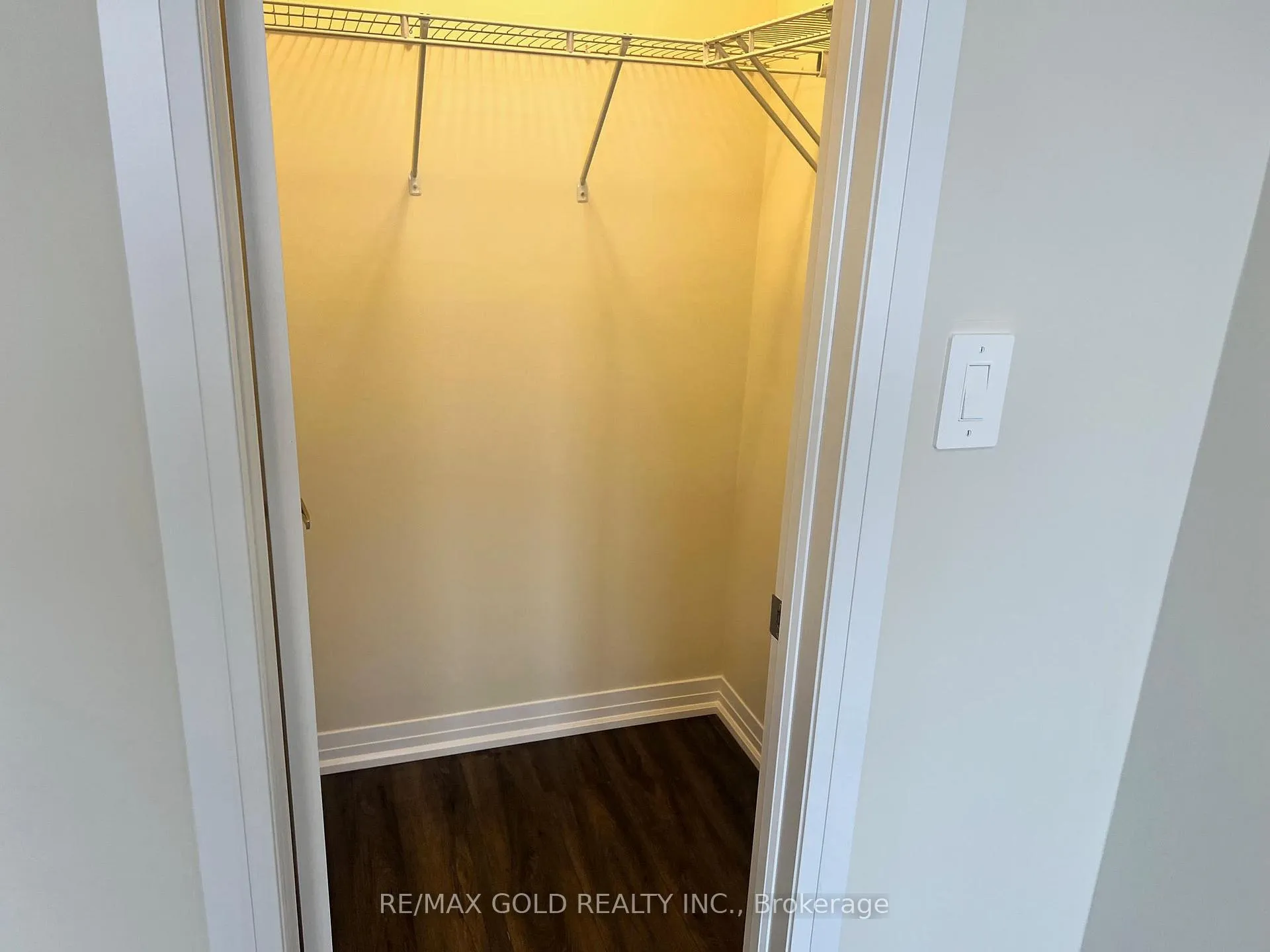 Photo 8 of Unit 107, 1589 Rose Way, Milton, Cobban — HOMEH