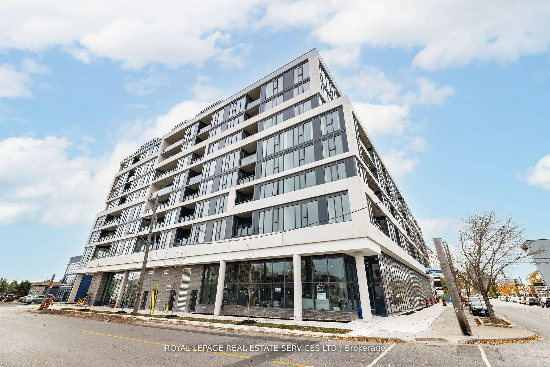 Photo 2 of Unit 1106, 859 The Queensway, Etobicoke, Stonegate-Queensway — HOMEH