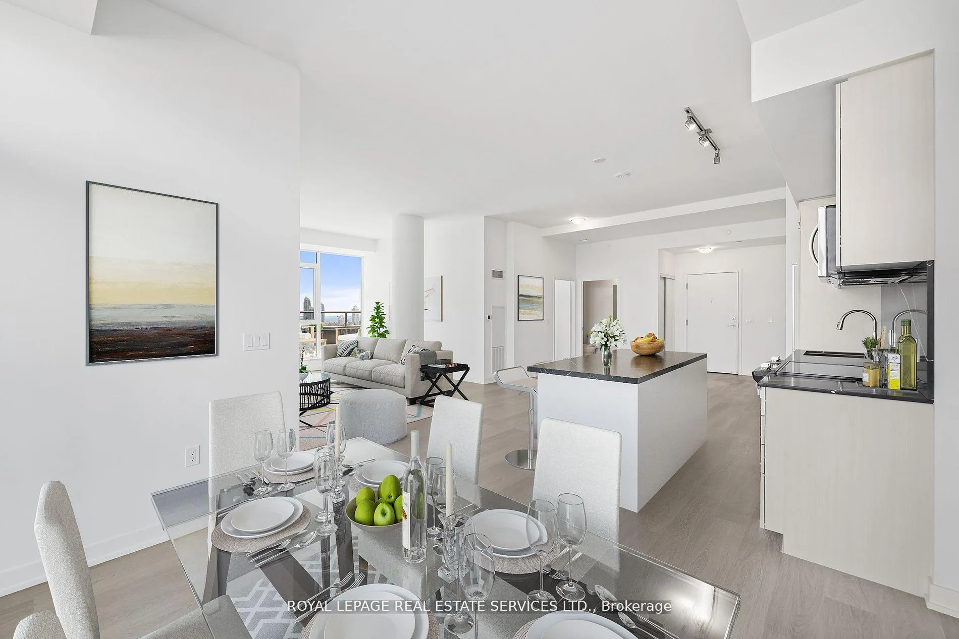 Photo 6 of Unit 1106, 859 The Queensway, Etobicoke, Stonegate-Queensway — HOMEH