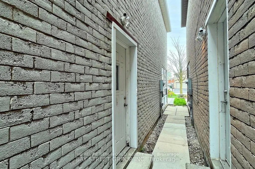 Photo 2 of Unit Basement, 20 Ingram Road, Markham, Milliken Mills East — HOMEH