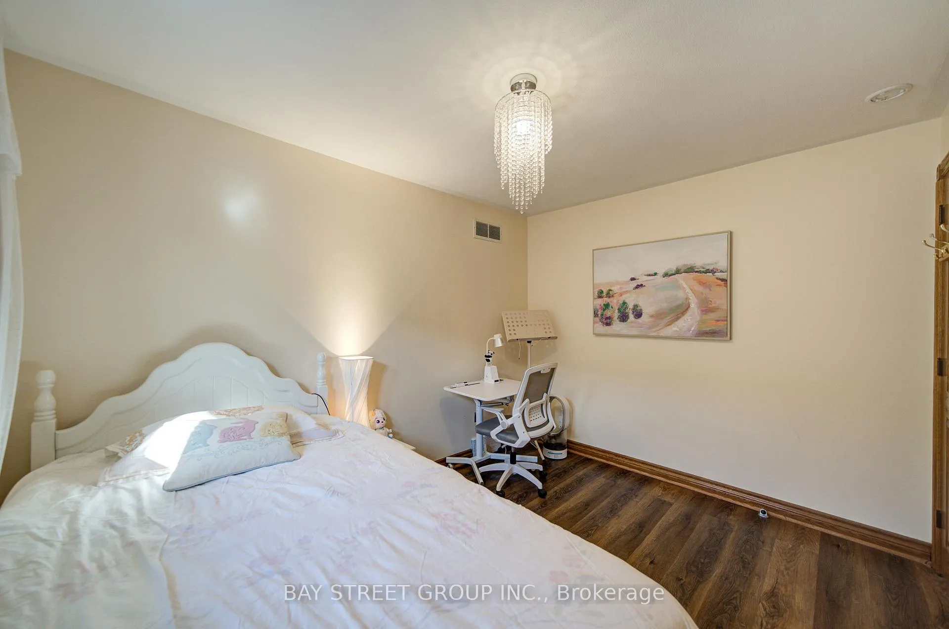 Photo 30 of 47 Cecil Street, St. Catharines, Lakeport — HOMEH