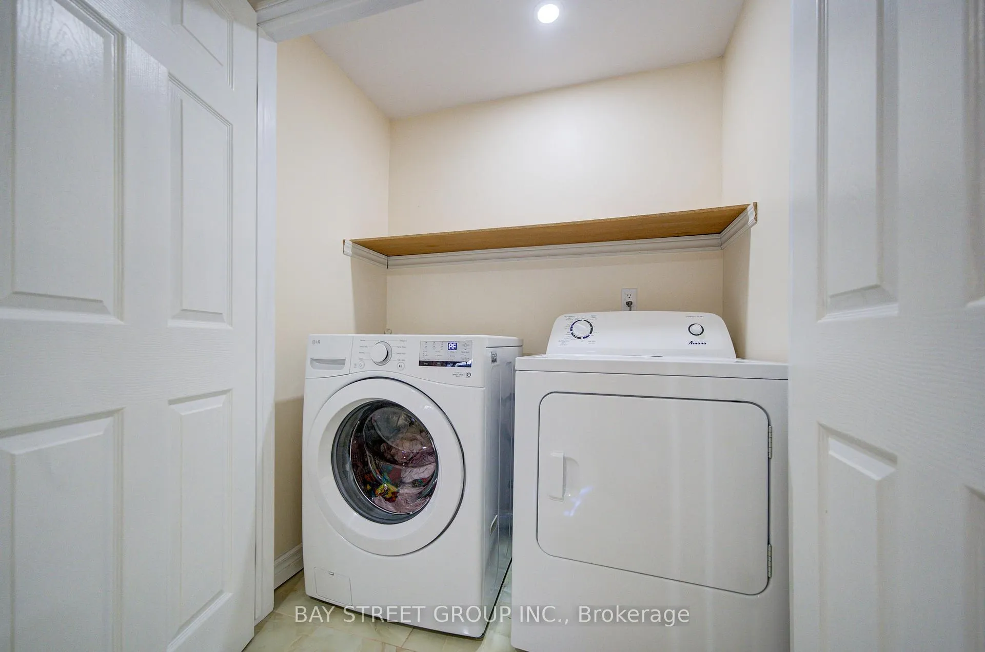 Photo 39 of 47 Cecil Street, St. Catharines, Lakeport — HOMEH