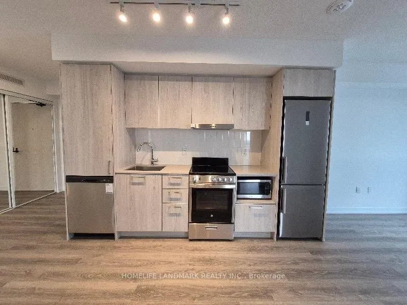 Photo 6 of Unit 1206, 195 Commerce Street, Vaughan, Vaughan Corporate Centre — HOMEH